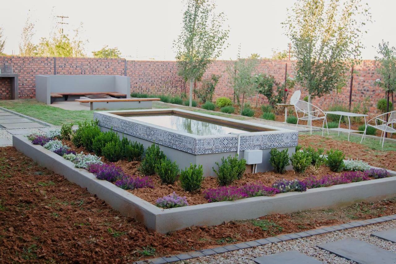 Figberry Guestrooms Bloemfontein Esterno foto